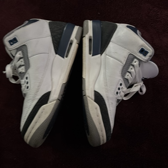 Air Jordan’s - Picture 3 of 5